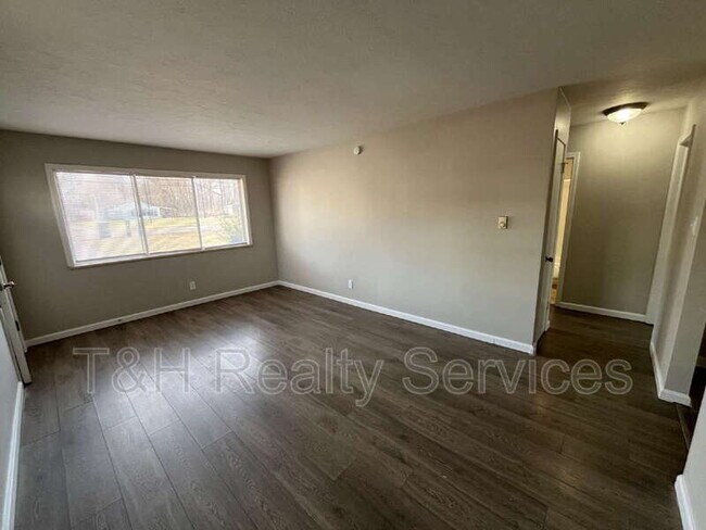 Foto del edificio - 5048 Hardegan St