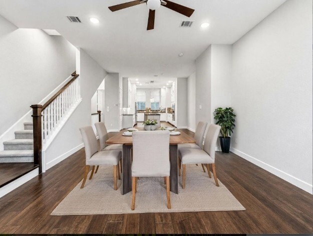 Foto del edificio - 1367 Branchwood Pl