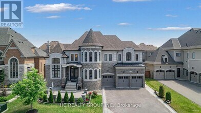 Building Photo - 27 Sir Henry Ct