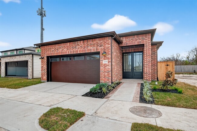 Building Photo - 4340 Avron Dr