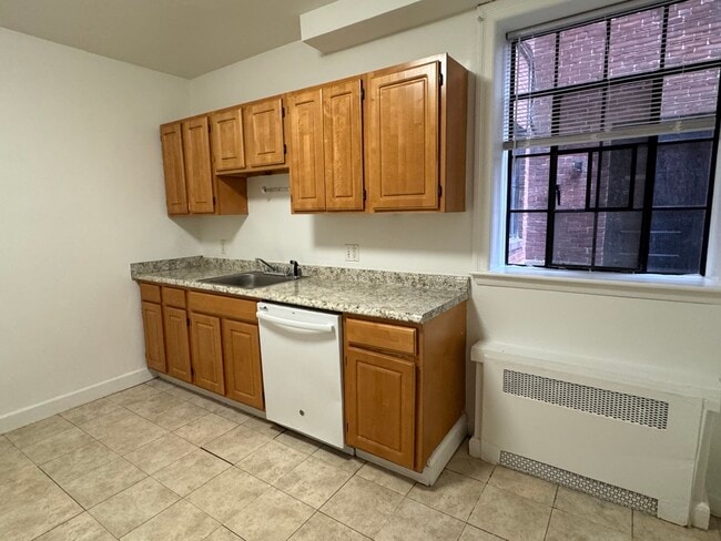 Building Photo - 100 Sewall Ave