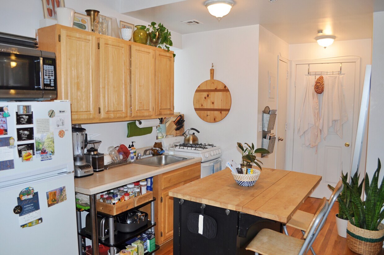 Foto principal - 1710 Newkirk Ave