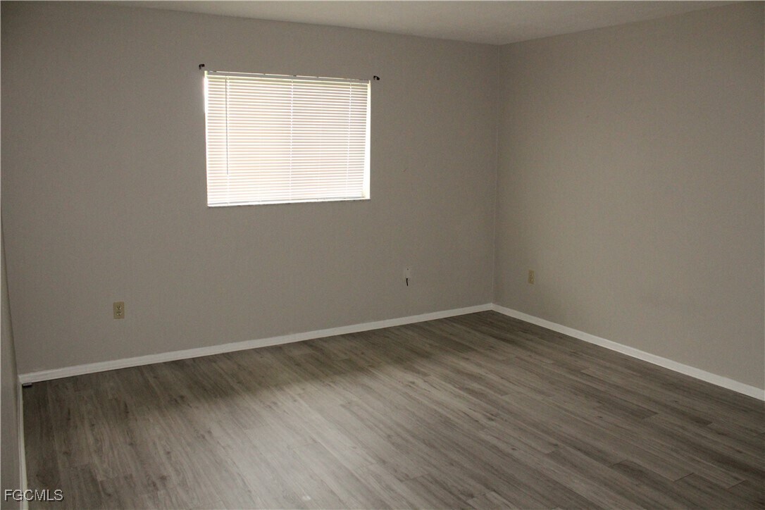 Foto principal - 511 SE 5th Pl