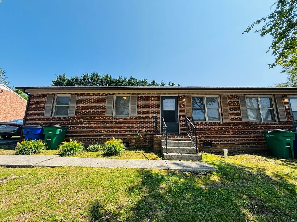 Photo - 1530 Pine St. Unit A