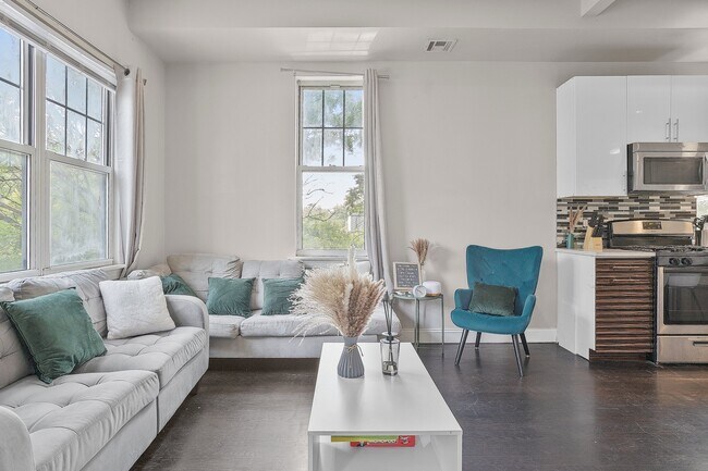 Foto del edificio - 524 Evergreen Ave