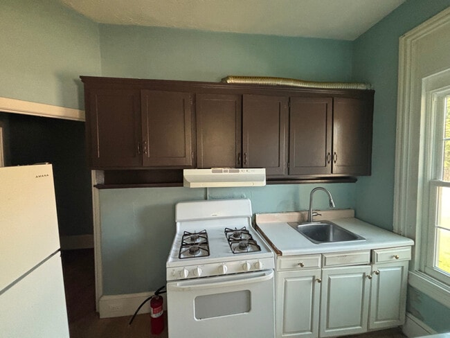 Photo - 1003 W Main St Apartment