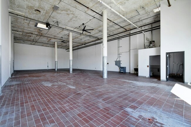 Building Photo - 215 Coca-Cola Pl