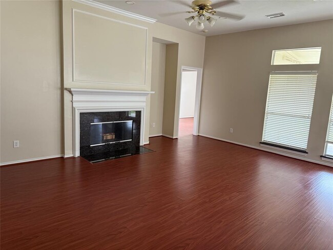 Foto del edificio - 17235 Eden Falls Ct