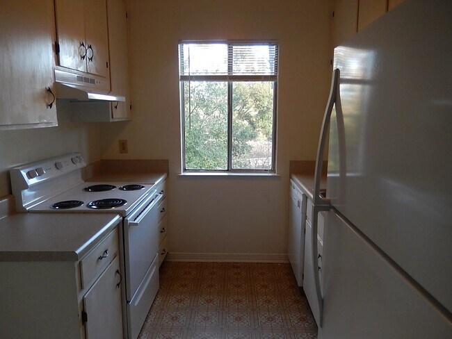 Foto del edificio - 1802 Salmon Dr