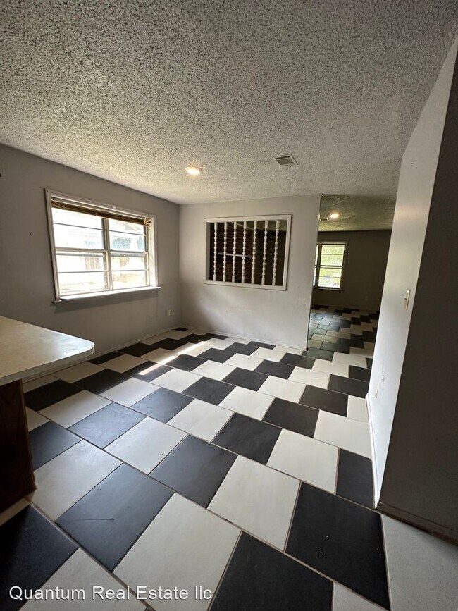 2 br, 1.5 bath House 1614 CEDAR STREET House Rental in Van Buren