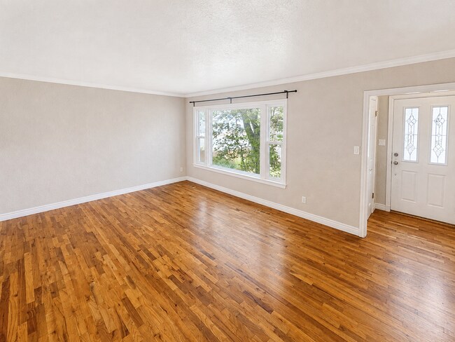 Foto del edificio - 723 Opal St