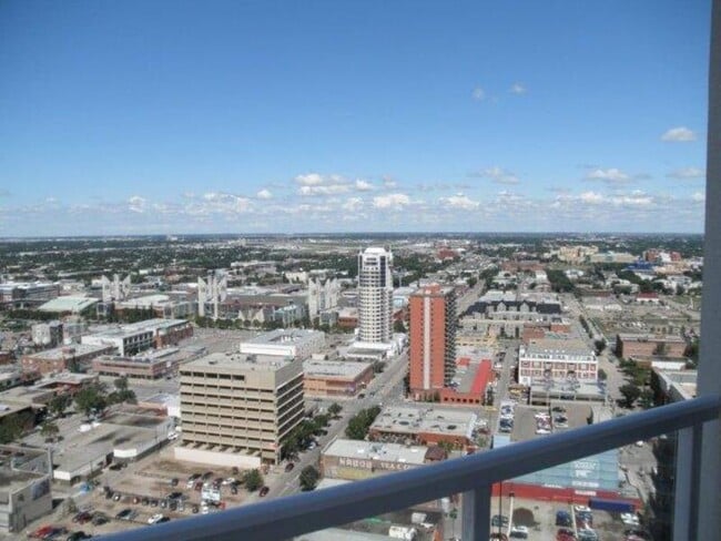 Building Photo - 10152-2104 104 St NW