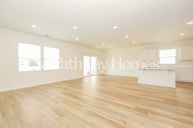 Building Photo - 3843 Kindler Ct