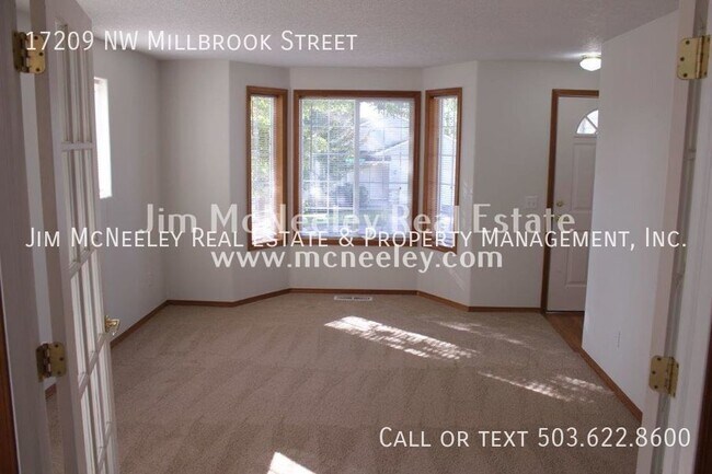 Building Photo - Last Month’s Rent is FREE!! Pet-Friendly R...