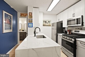 Building Photo - 60 S Van Dorn St