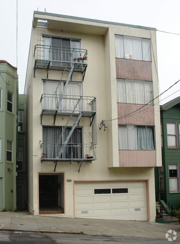 Building Photo - 1038 Page St