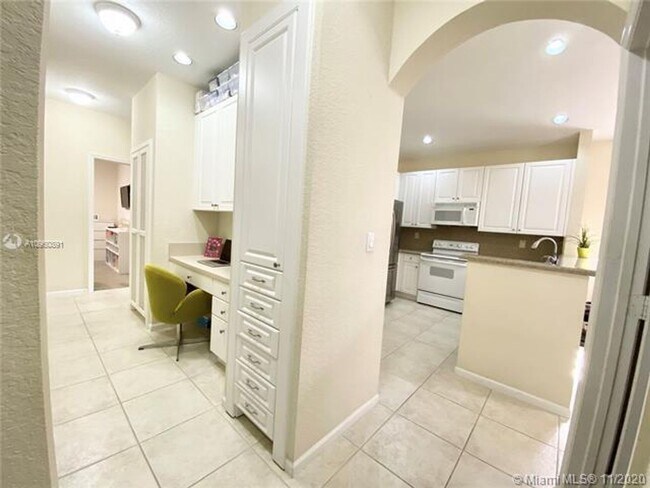 Building Photo - 1828 NW 79th Way