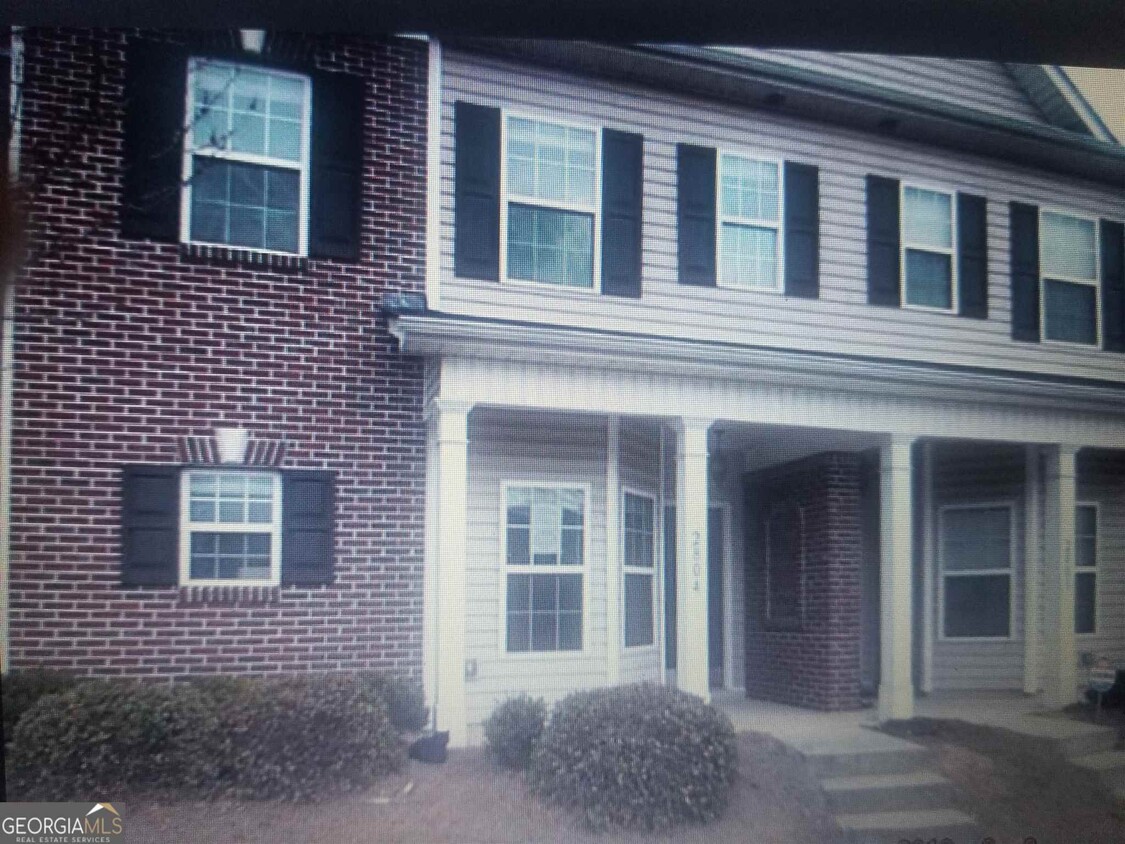 Primary Photo - 2555 Flat Shoals Rd