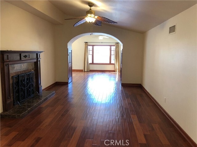 Building Photo - 9142 Hyde Park Dr