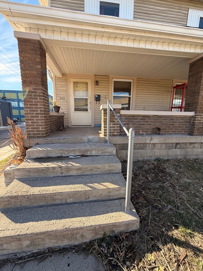 Building Photo - 1558 Shelby St