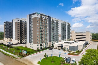 Building Photo - Ohm