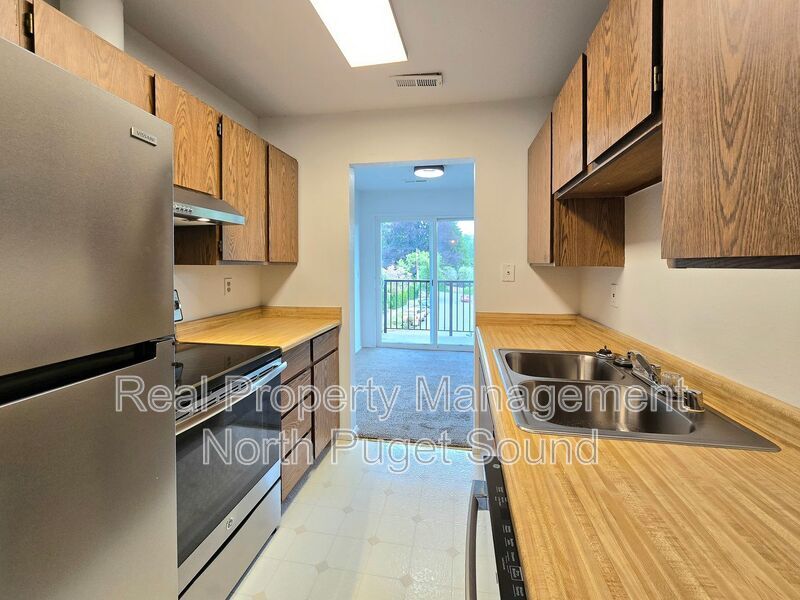 Foto principal - 9517 NE 180th St