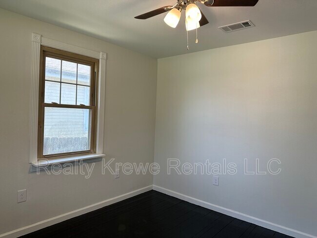 Building Photo - 4103 Gibson St
