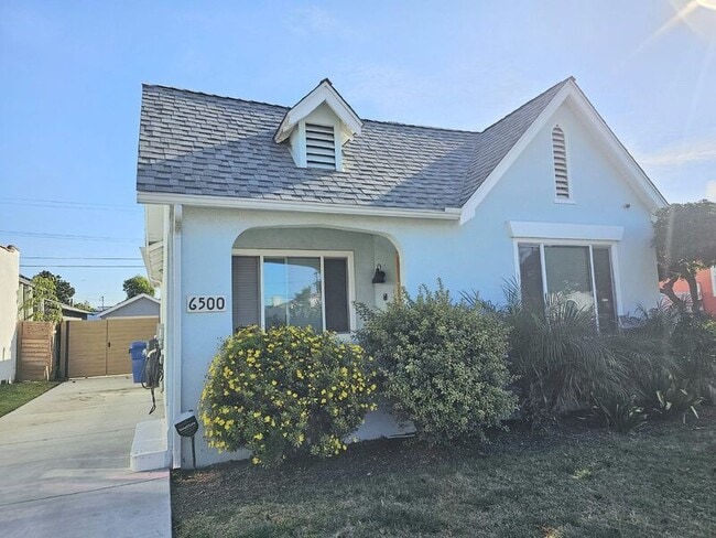 Foto del edificio - 6500 Arlington Ave