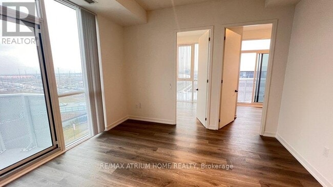 Building Photo - 195 Commerce St