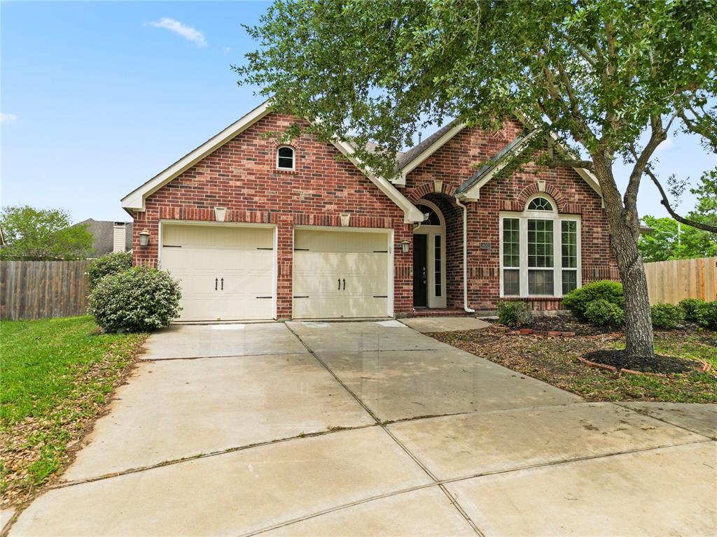 Foto principal - 14001 Bright Glen Dr