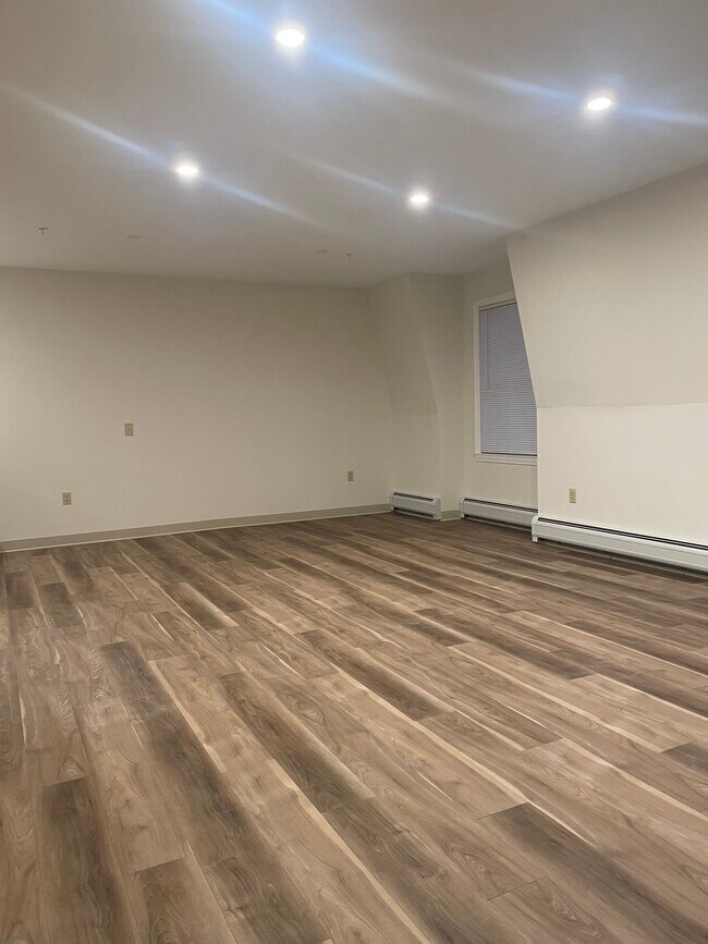 65 Northgate Plz, Morristown, VT 05661 Apartments in Morristown, VT