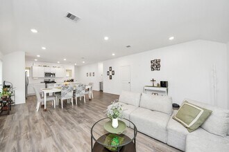 Building Photo - 5418 Rabbit Crk Ln