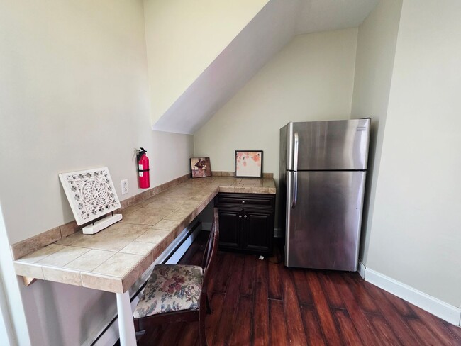 Photo - 20 Walnut St Apartment