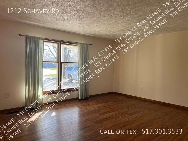 Building Photo - Spacious 4-BDR 3-BTH Ranch in DeWitt - Fen...