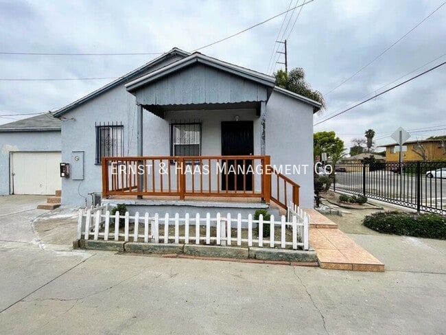 Foto del edificio - 1401 N Bullis Rd