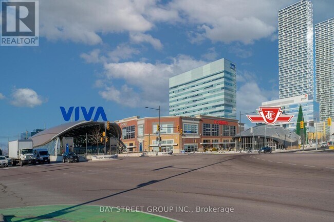 Photo du bâtiment - 10 Honeycrisp Cres