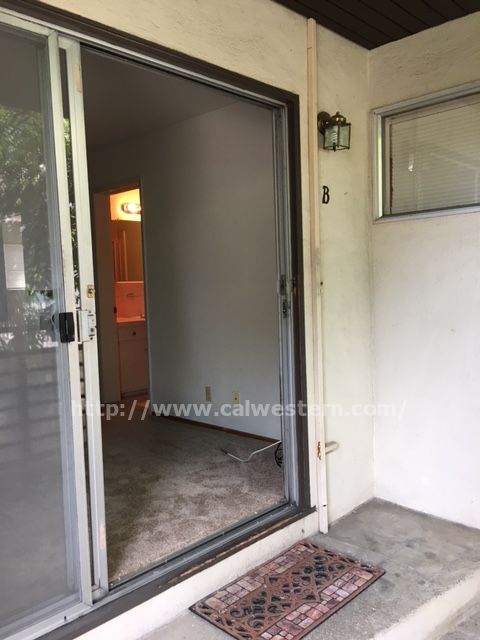 Primary Photo - 129 Hawthorne Ave