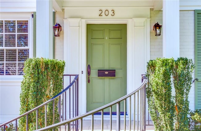 Building Photo - Stunning Irving Park 4 bedroom, 4 bathroom home in Greensboro!