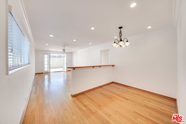 Building Photo - 230 Bicknell Ave