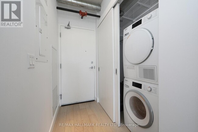Building Photo - 51-1551 Trolley Cres