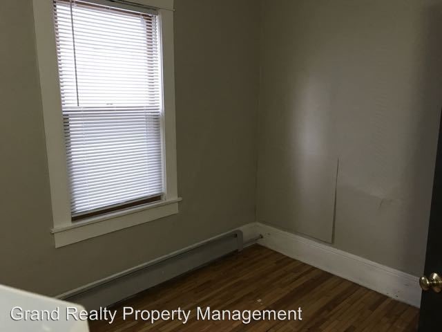 Building Photo - 184 N Saratoga St