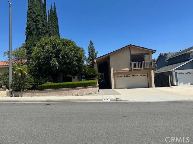 Foto principal - 840 Bridle Dr