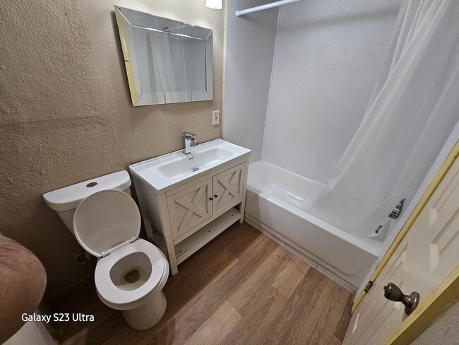Photo - 3026 Airport Blvd (Houston, TX) House
