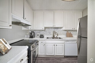 Building Photo - Mission Arbor Apartments