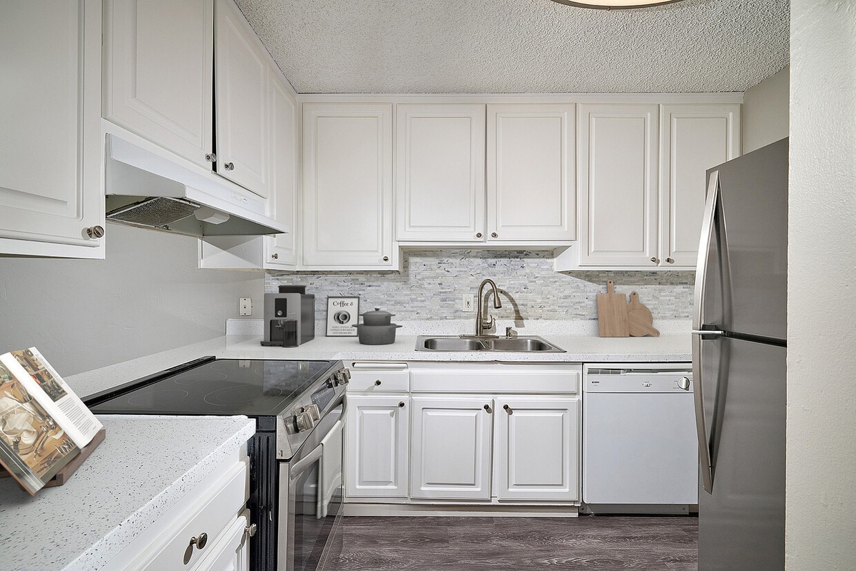 Primary Photo - Mission Arbor Apartments