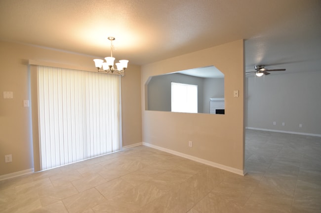 Building Photo - 3106 Paintbrush Dr