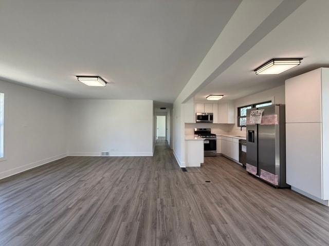 Foto del edificio - 8418 Meadowbrook Dr