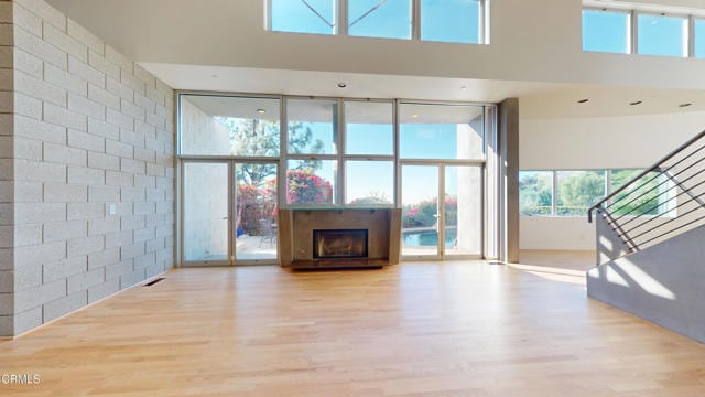 Foto del edificio - 1602 Woodglen Ln