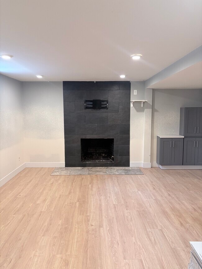 Sala de estar - 3901 N Kiska St