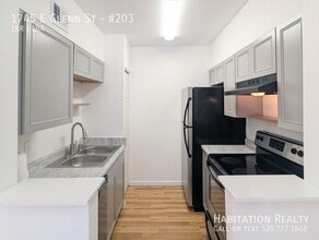 Building Photo - 1745 E Glenn St